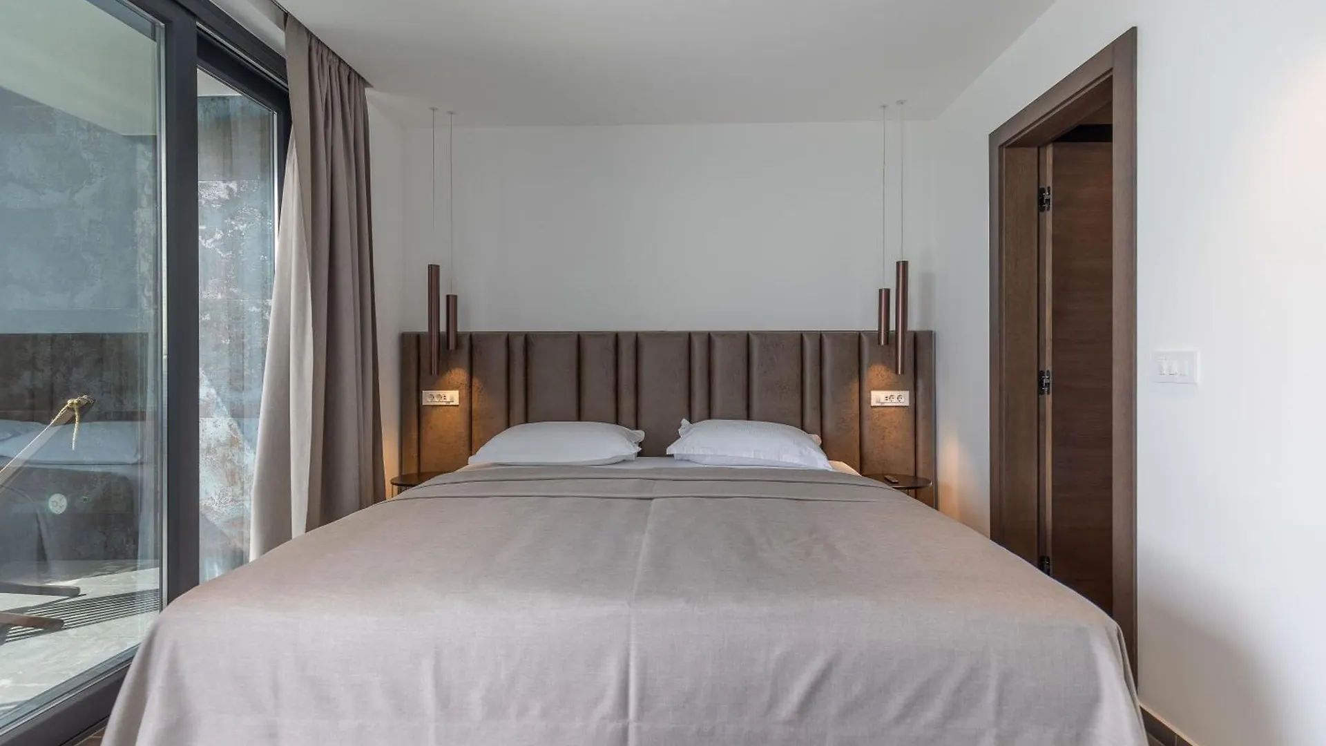 Villa Sika Vir 0*,
